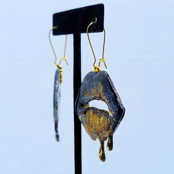 *SOLD OUT*🆕MBM "Black Gold" Drip Lip Earrings 2.65" - Picture 3 of 13